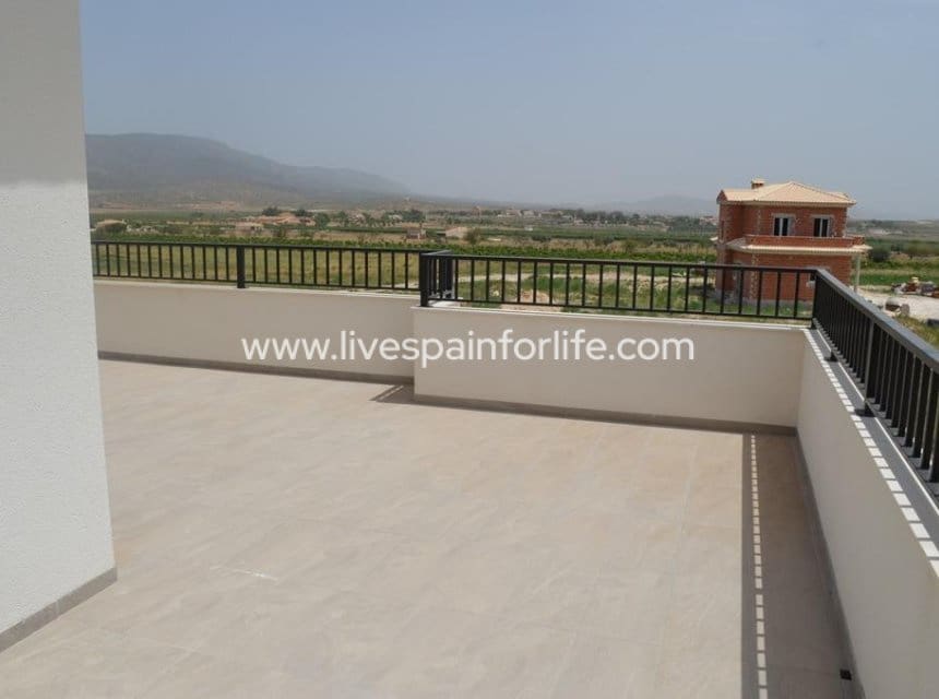 4 sovrum Villa till salu i Pinoso med pool garage - 505 000 € (Ref: 10153931)