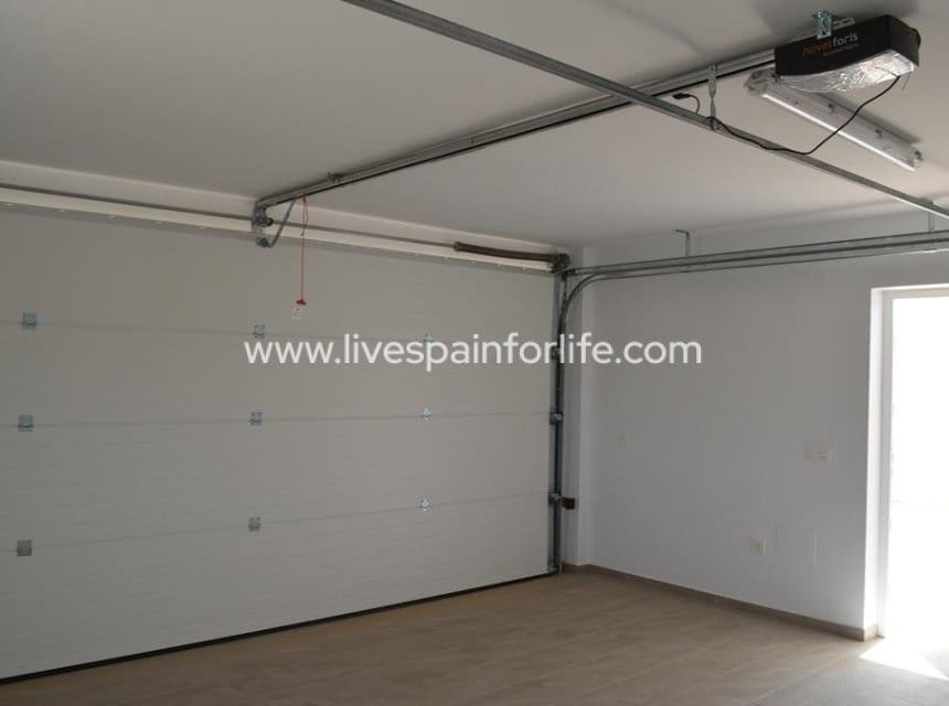 4 sovrum Villa till salu i Pinoso med pool garage - 505 000 € (Ref: 10153931)
