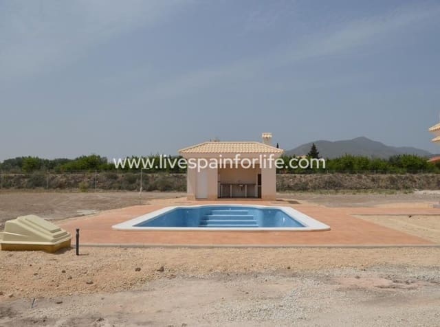 4 sovrum Villa till salu i Pinoso med pool garage - 505 000 € (Ref: 10153931)