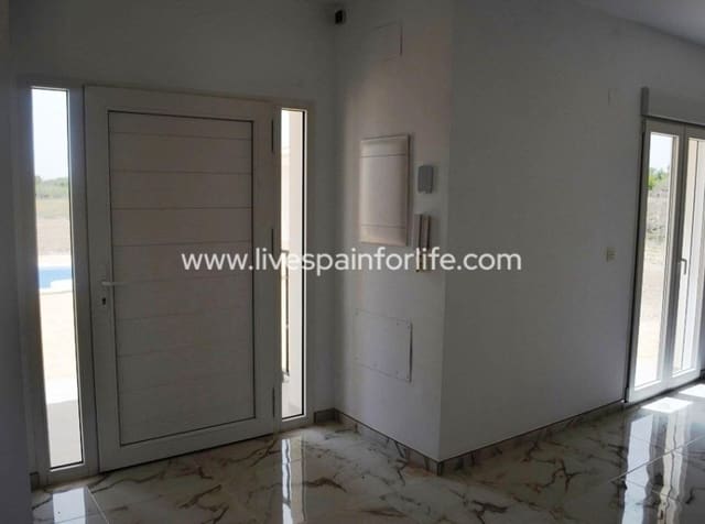 4 sovrum Villa till salu i Pinoso med pool garage - 505 000 € (Ref: 10153931)