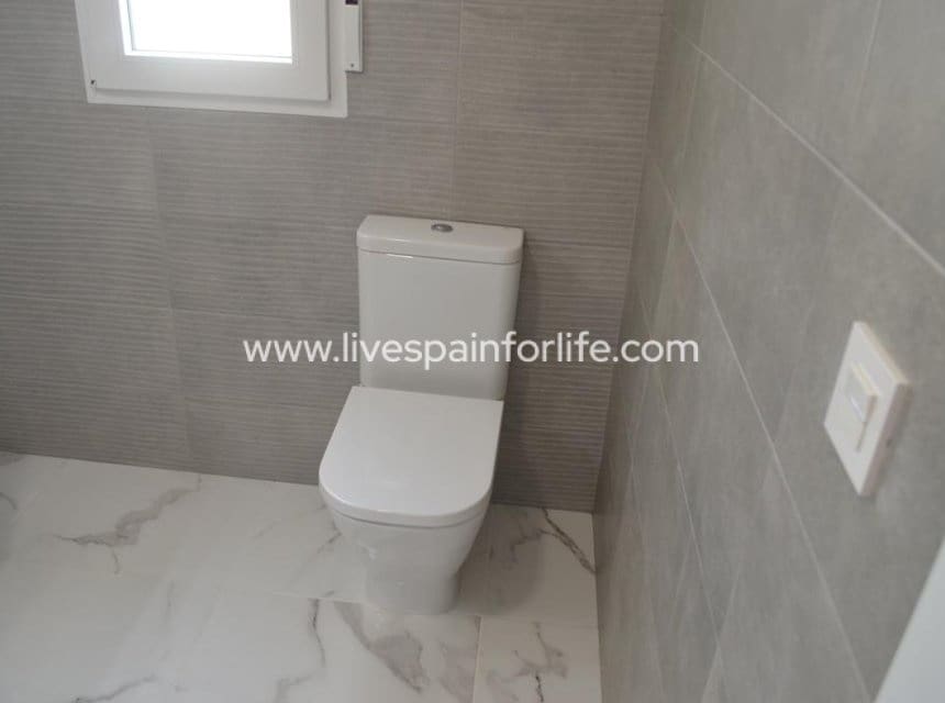 4 sovrum Villa till salu i Pinoso med pool garage - 505 000 € (Ref: 10153931)
