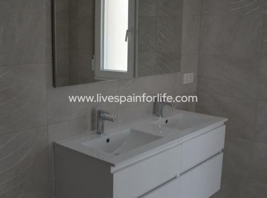 4 sovrum Villa till salu i Pinoso med pool garage - 505 000 € (Ref: 10153931)