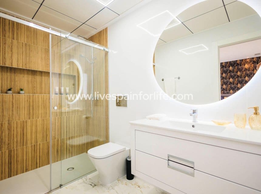 3 soveværelse Villa til salg i Pilar de la Horadada med swimmingpool garage - € 420.000 (Ref: 10153932)