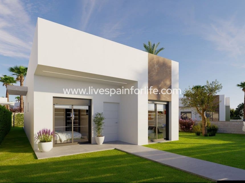 3 bedroom Villa for sale in Algorfa with pool - € 377,000 (Ref: 10153933)