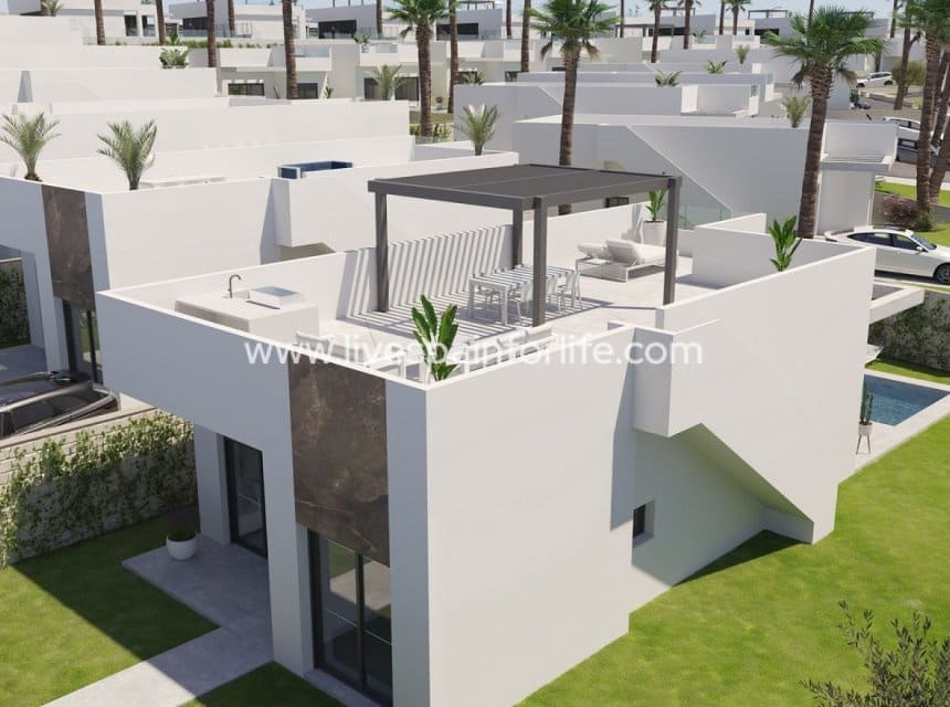 3 bedroom Villa for sale in Algorfa with pool - € 377,000 (Ref: 10153933)
