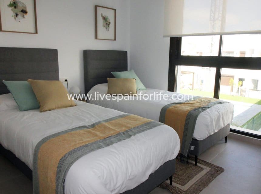 4 camera da letto Villetta a Schiera in vendita in Pilar de la Horadada con piscina garage - 394.900 € (Rif: 10155838)