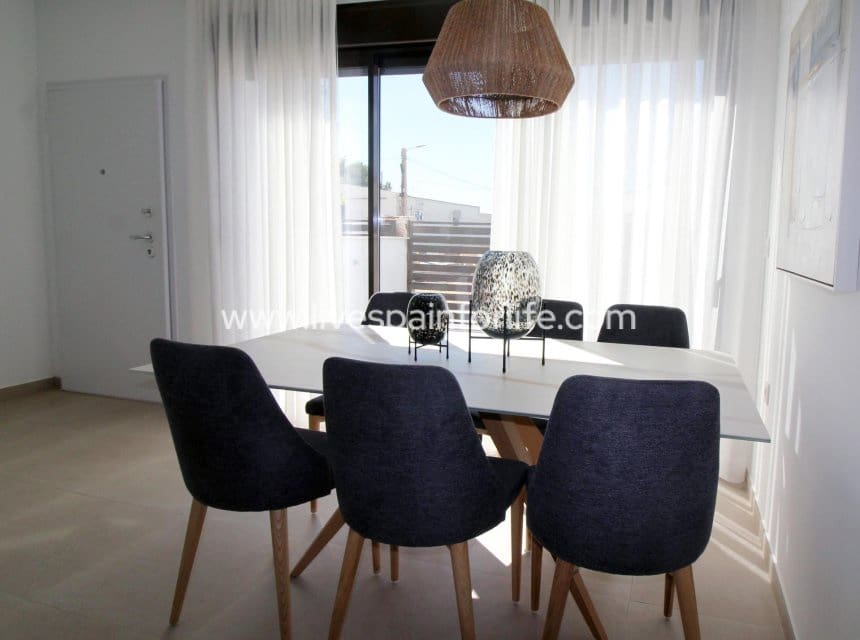 4 camera da letto Villetta a Schiera in vendita in Pilar de la Horadada con piscina garage - 394.900 € (Rif: 10155838)