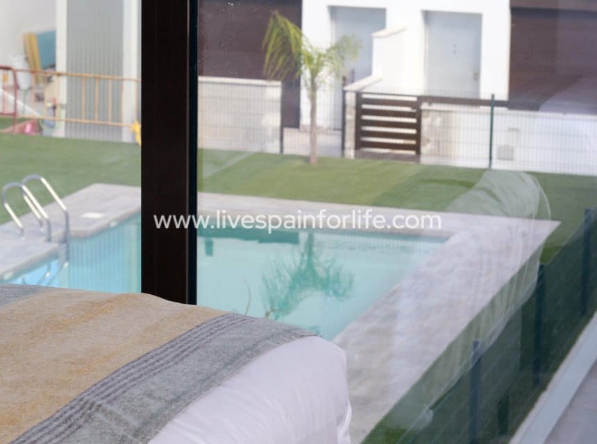 4 camera da letto Villetta a Schiera in vendita in Pilar de la Horadada con piscina garage - 394.900 € (Rif: 10155838)
