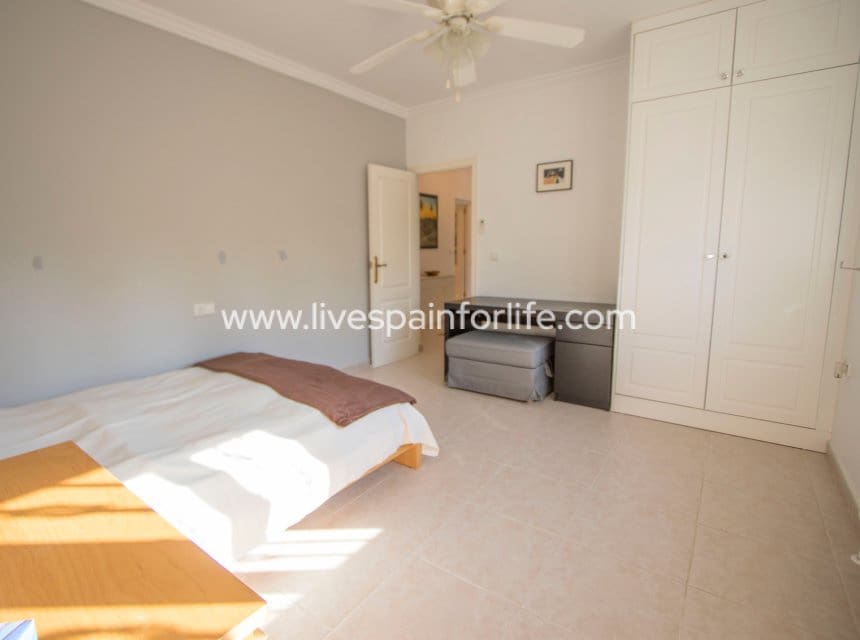 4 chambre Finca/Maison de Campagne à vendre à Dolores avec piscine garage - 649 999 € (Ref: 10156773)