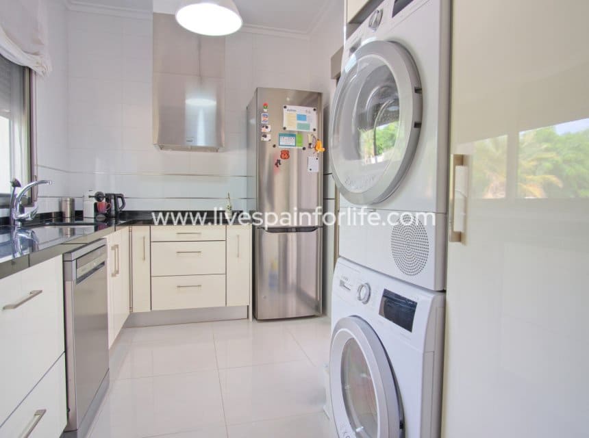 3 chambre Local Commercial à vendre à Dolores avec piscine - 895 000 € (Ref: 10163496)