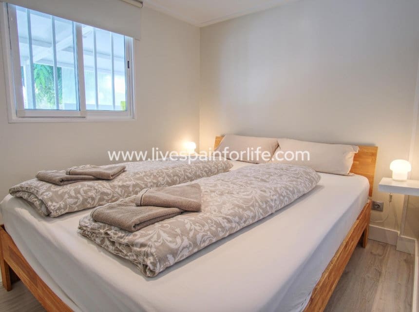 3 chambre Local Commercial à vendre à Dolores avec piscine - 895 000 € (Ref: 10163496)