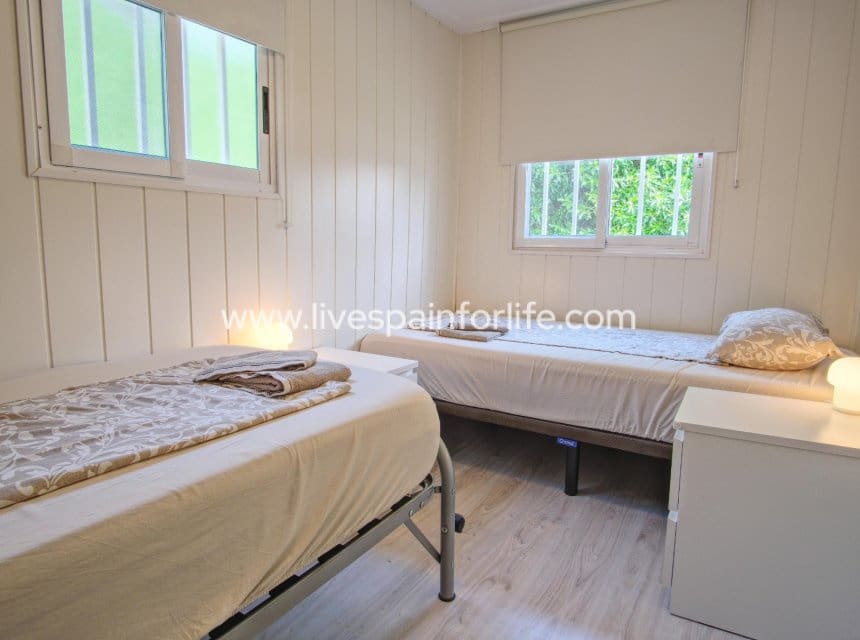 3 chambre Local Commercial à vendre à Dolores avec piscine - 895 000 € (Ref: 10163496)