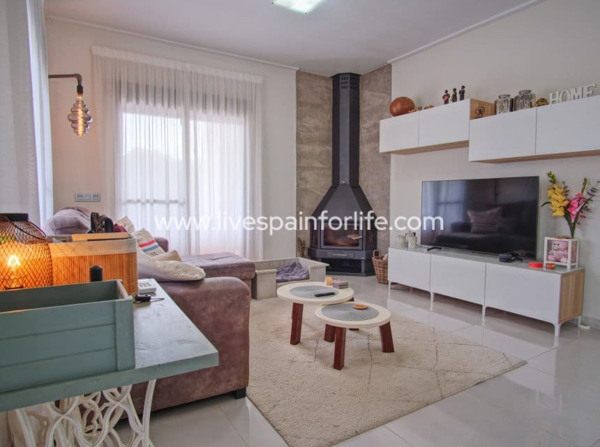 3 chambre Local Commercial à vendre à Dolores avec piscine - 895 000 € (Ref: 10163496)