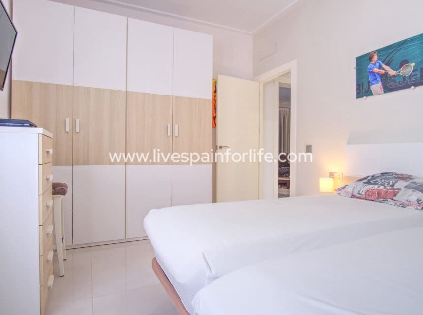 3 chambre Local Commercial à vendre à Dolores avec piscine - 895 000 € (Ref: 10163496)