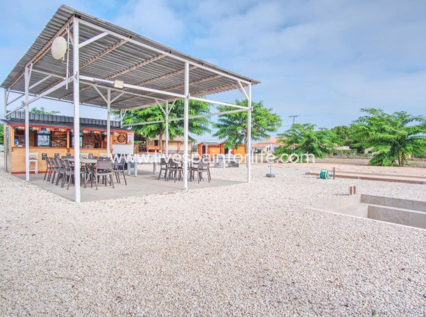 3 chambre Local Commercial à vendre à Dolores avec piscine - 895 000 € (Ref: 10163496)