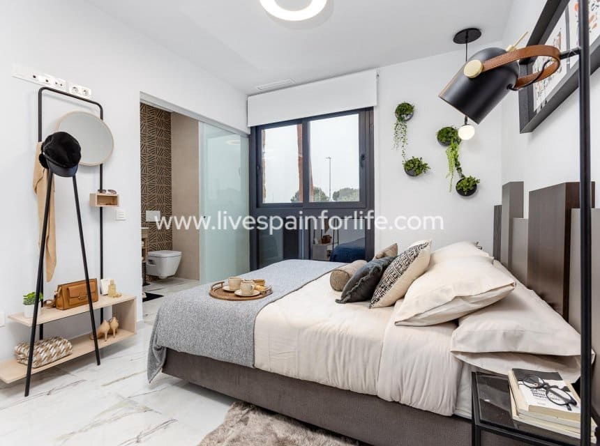 4 soveværelse Villa til salg i Ciudad Quesada med swimmingpool garage - € 799.000 (Ref: 10163501)