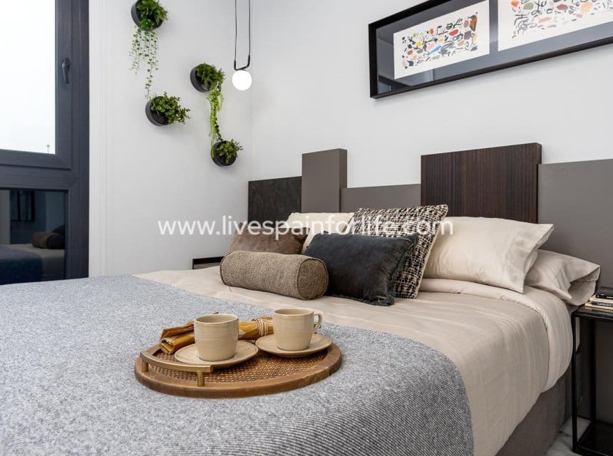 4 soveværelse Villa til salg i Ciudad Quesada med swimmingpool garage - € 799.000 (Ref: 10163501)