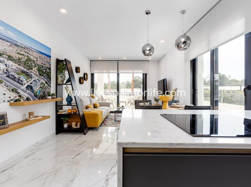 4 soveværelse Villa til salg i Ciudad Quesada med swimmingpool garage - € 799.000 (Ref: 10163501)