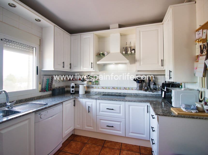 Finca/Casa Rural de 5 habitaciones en Hondón de las Nieves en venta con piscina garaje - 429.950 € (Ref: 10167053)