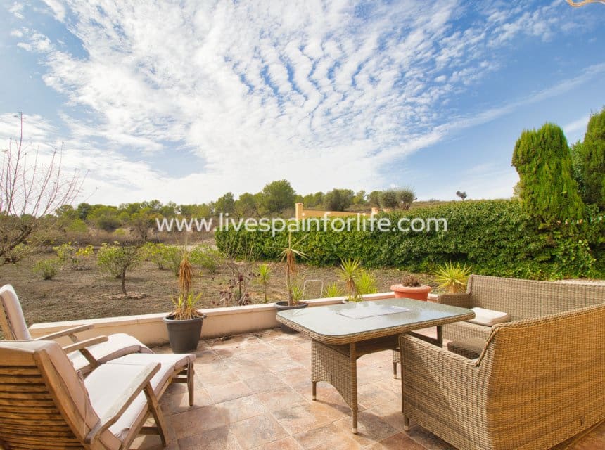 Finca/Casa Rural de 5 habitaciones en Hondón de las Nieves en venta con piscina garaje - 429.950 € (Ref: 10167053)
