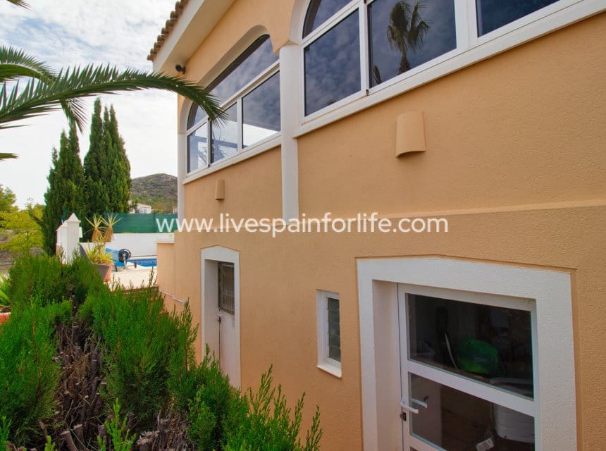 5 soverom Finca/Herregård til salgs i Alicante by med svømmebasseng garasje - € 429 950 (Ref: 10167504)