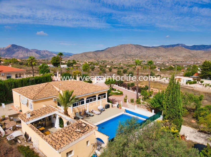 5 soverom Finca/Herregård til salgs i Alicante by med svømmebasseng garasje - € 429 950 (Ref: 10167504)
