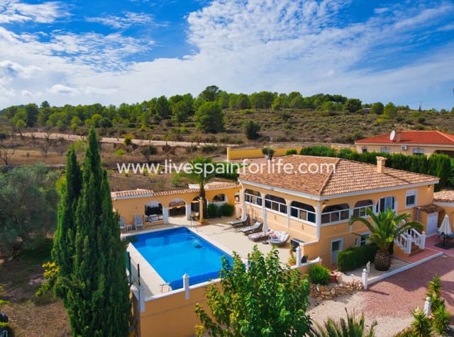5 soverom Finca/Herregård til salgs i Alicante by med svømmebasseng garasje - € 429 950 (Ref: 10167504)
