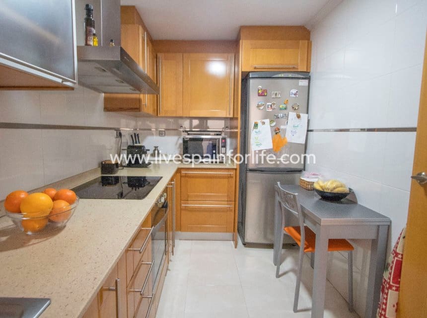 4 bedroom Townhouse for sale in Albatera with garage - € 290,000 (Ref: 10169117)