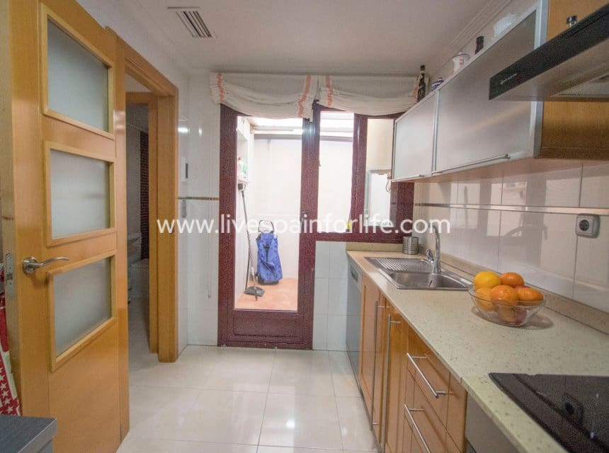 4 bedroom Townhouse for sale in Albatera with garage - € 290,000 (Ref: 10169117)