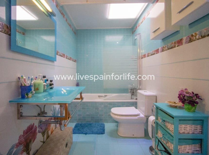 4 bedroom Townhouse for sale in Albatera with garage - € 225,000 (Ref: 10169125)
