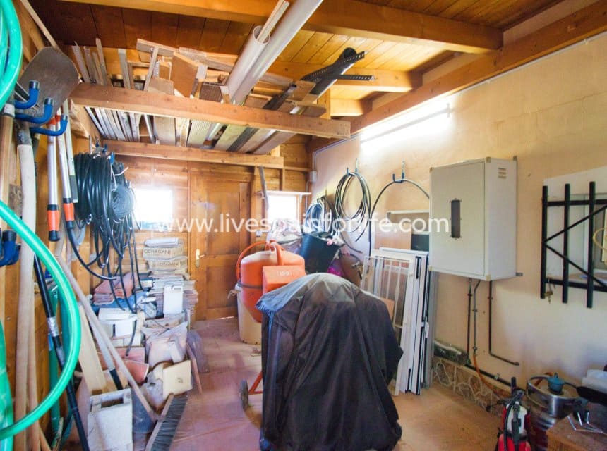 4 chambre Finca/Maison de Campagne à vendre à Albatera avec piscine garage - 349 950 € (Ref: 10179352)
