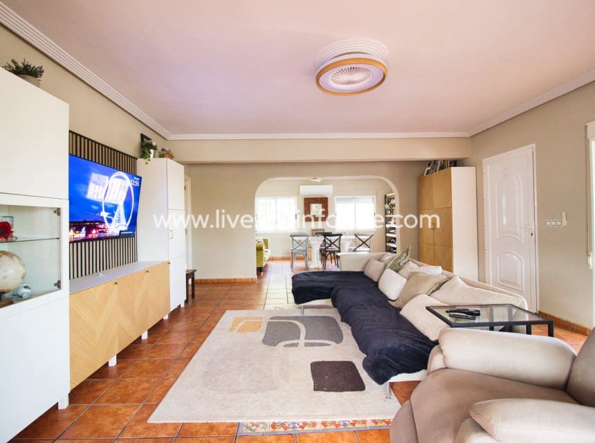 5 sypialnia Finka/Dom wiejski na sprzedaż w Hondon de las Nieves z basenem garażem - 429 950 € (Ref: 10183630)