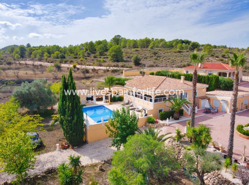 5 sypialnia Finka/Dom wiejski na sprzedaż w Hondon de las Nieves z basenem garażem - 429 950 € (Ref: 10183630)