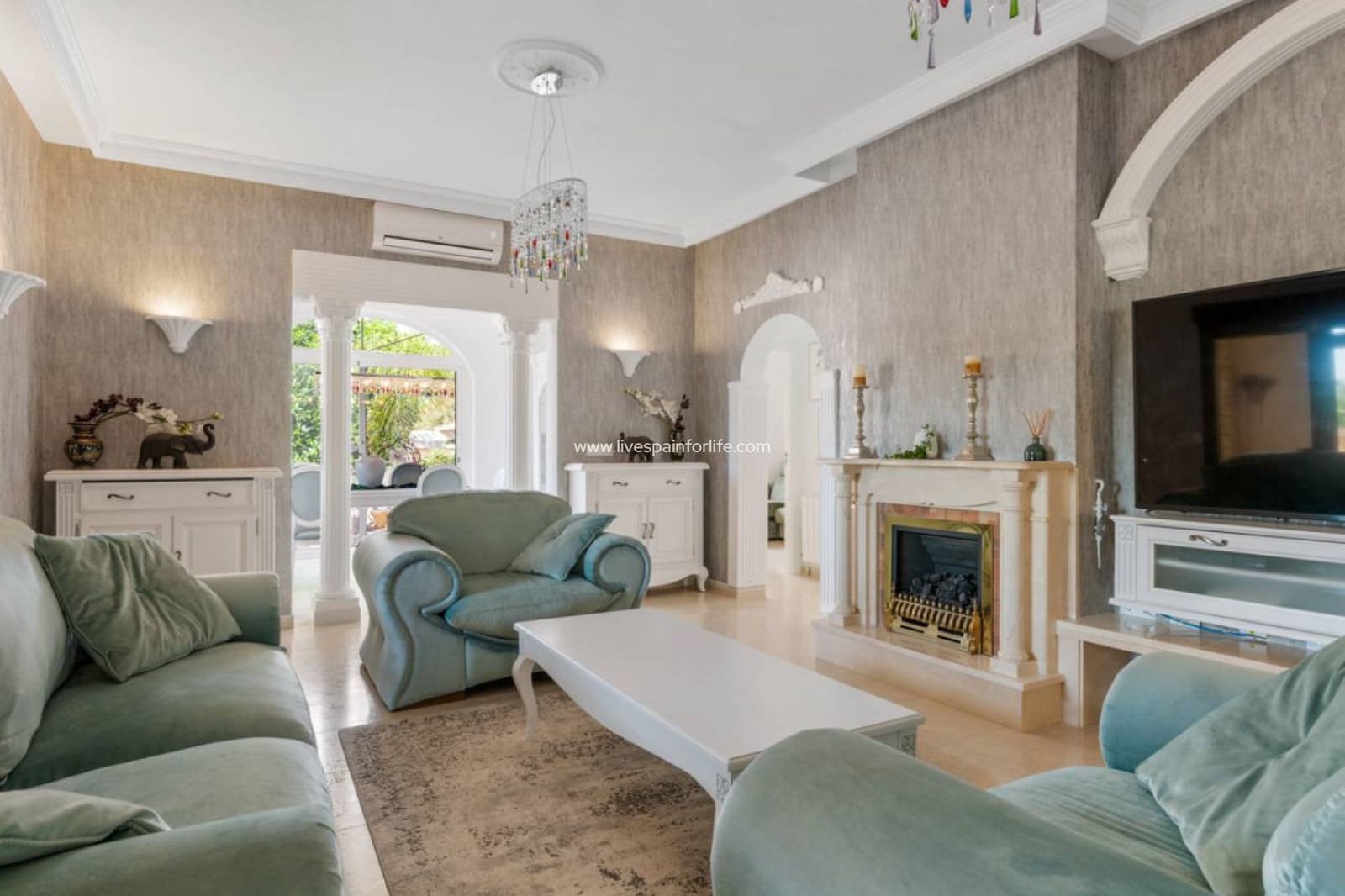 4 bedroom Finca/Country House for sale in Alicante / Alacant city with pool garage - € 839,000 (Ref: 6609000)