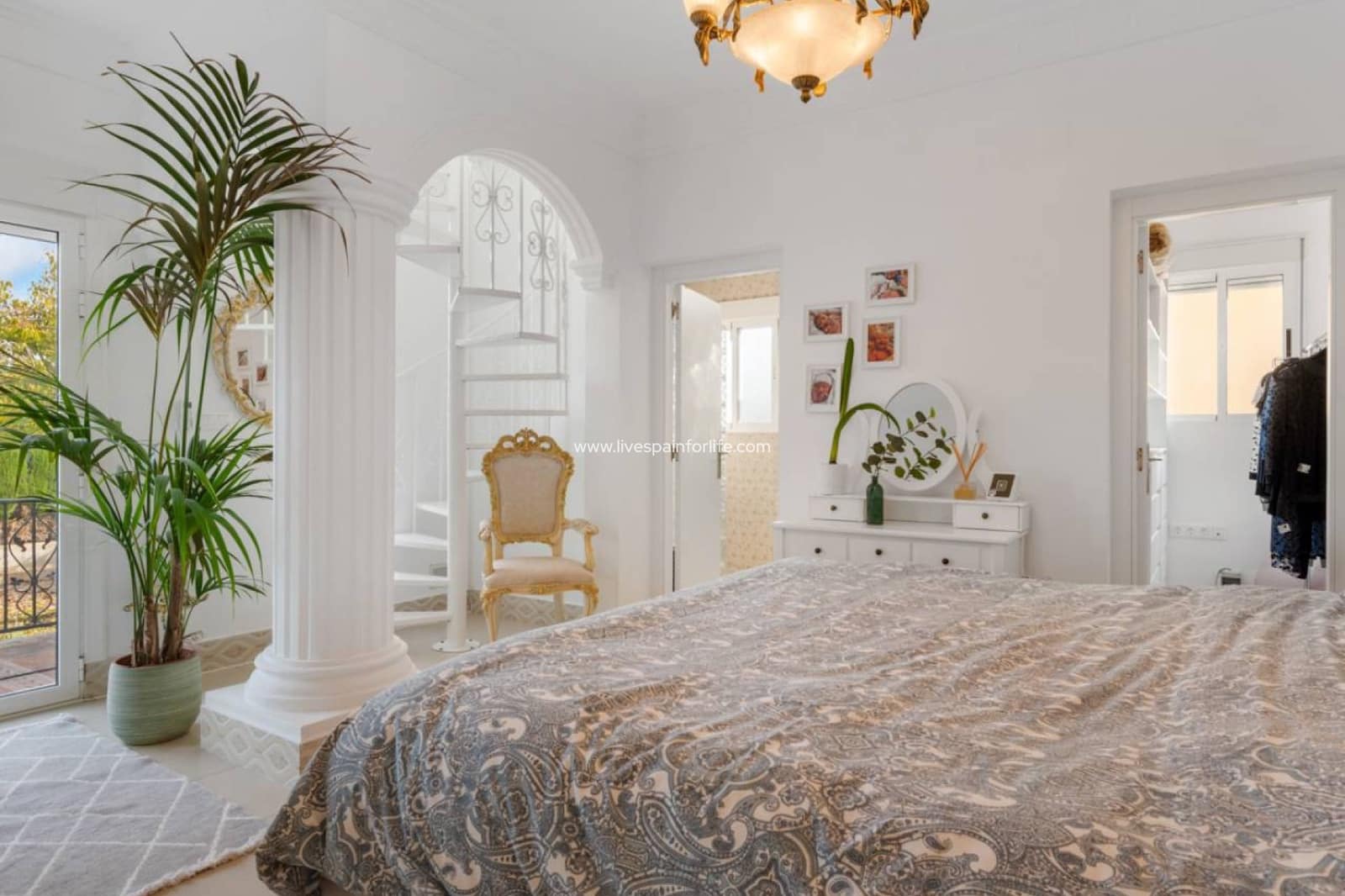 4 bedroom Finca/Country House for sale in Alicante / Alacant city with pool garage - € 839,000 (Ref: 6609000)