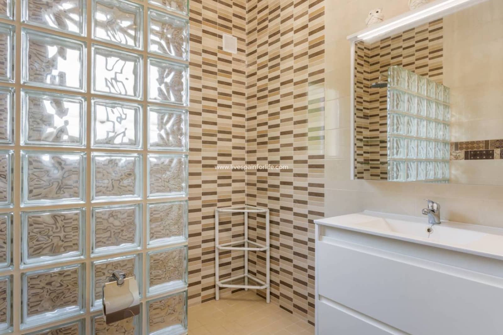 4 bedroom Finca/Country House for sale in Alicante / Alacant city with pool garage - € 839,000 (Ref: 6609000)