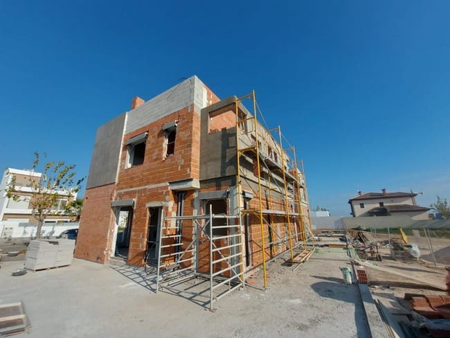 2 bedroom Semi-detached Villa for sale in Pilar de la Horadada - € 259,500 (Ref: 7321497)