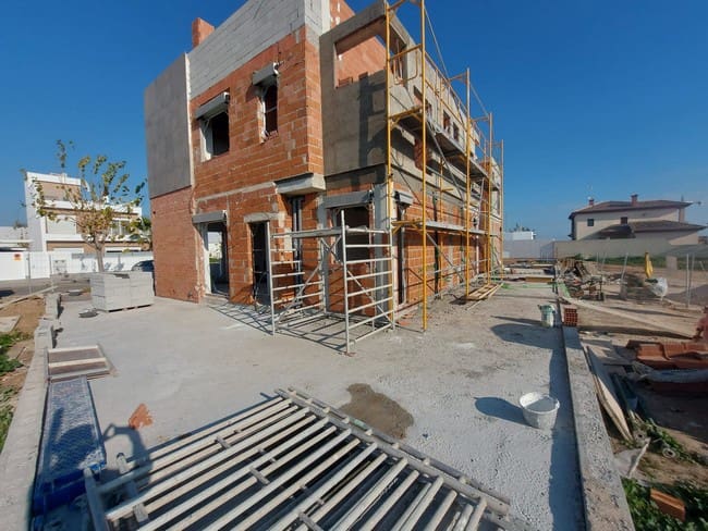 2 bedroom Semi-detached Villa for sale in Pilar de la Horadada - € 259,500 (Ref: 7321497)