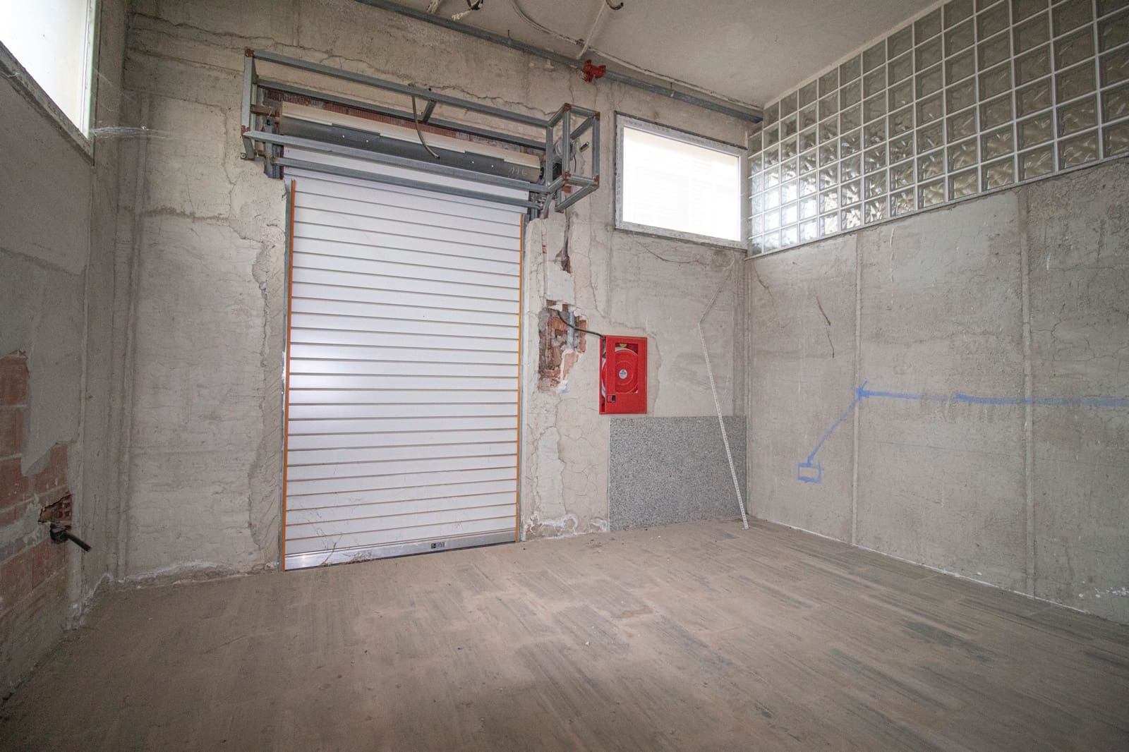 Gewerbe zu verkaufen in Elche / Elx mit Garage - 4.500.000 € (Ref: 7399723)