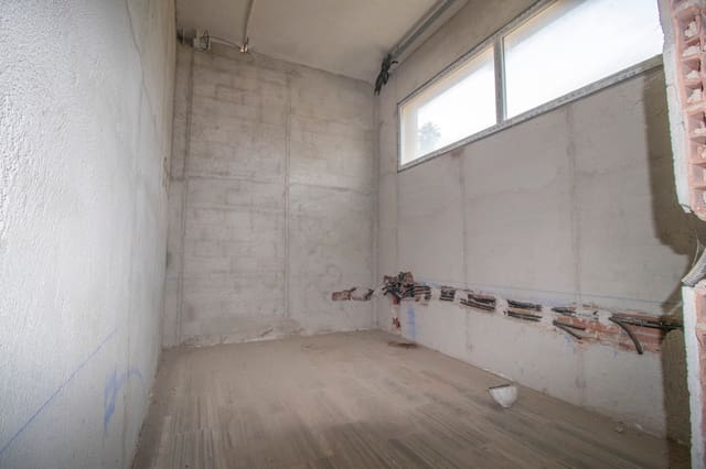 Commercial for sale in La Algoda - Matola - El Pla, Elche / Elx with garage - € 4,500,000 (Ref: 7399723)