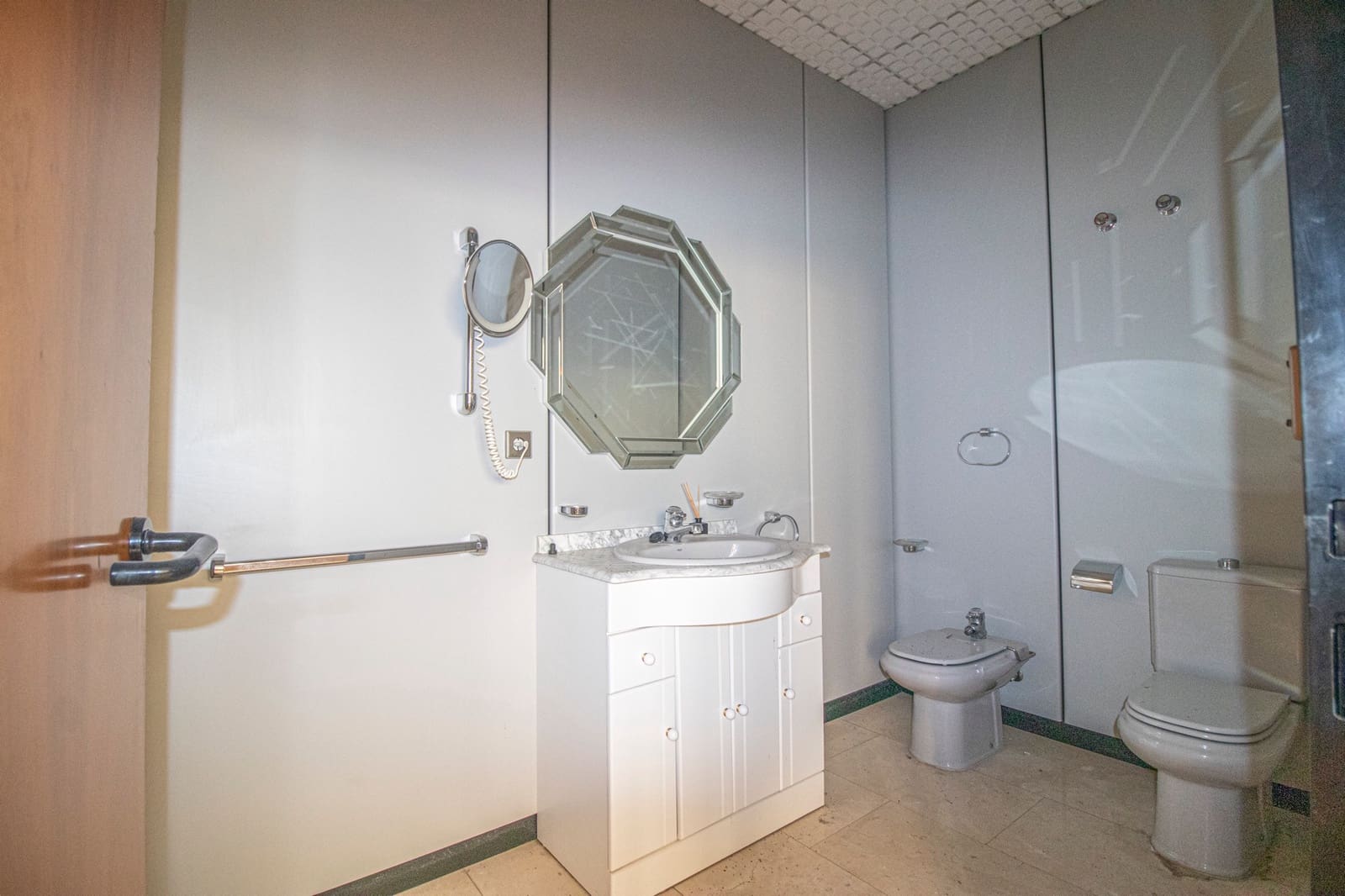 Local Comercial en Elche / Elx en venta - 3.200.000 € (Ref: 7399724)