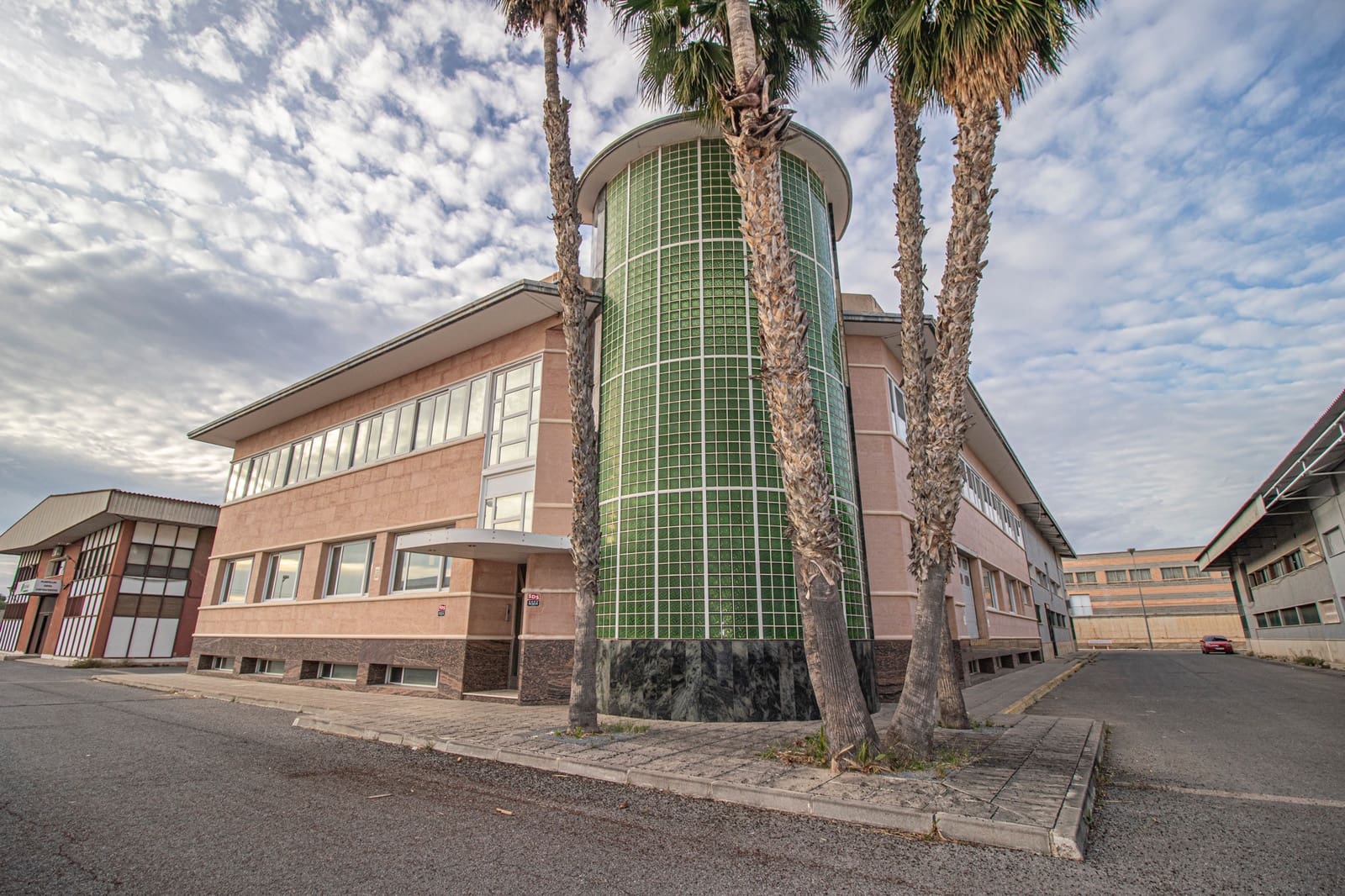 Local Comercial en Elche / Elx en venta - 3.200.000 € (Ref: 7399724)