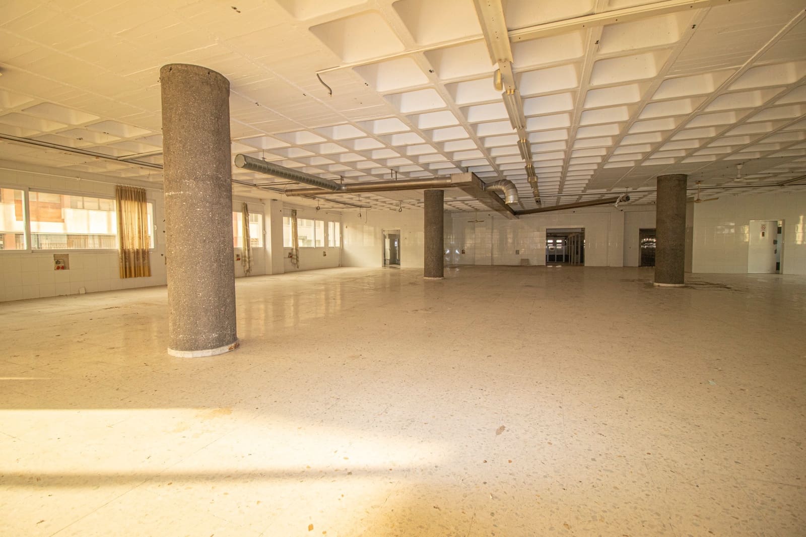 Local Comercial en Elche / Elx en venta - 3.200.000 € (Ref: 7399724)