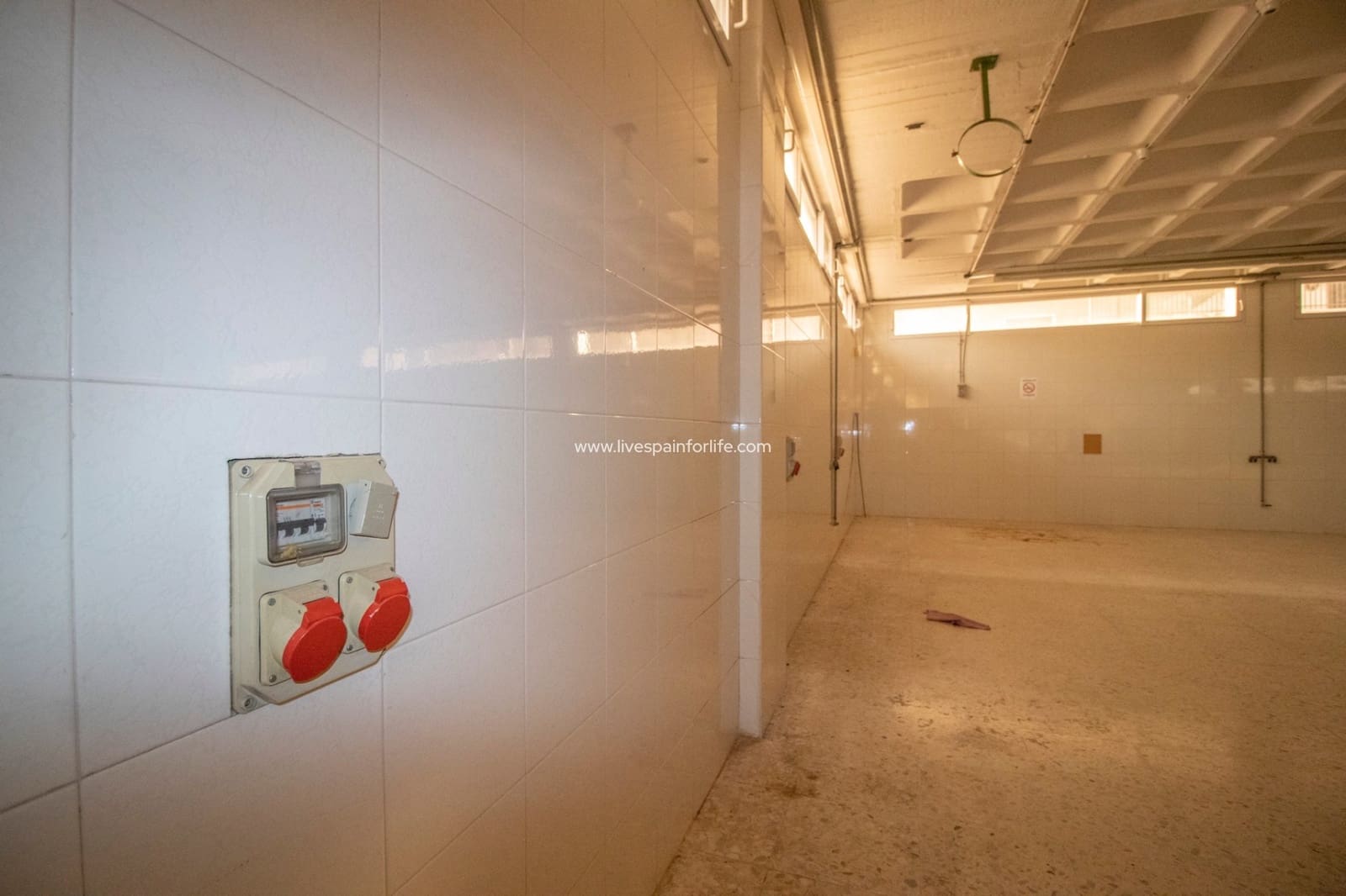 Erhverv til salg i Elche / Elx - € 3.200.000 (Ref: 7399724)