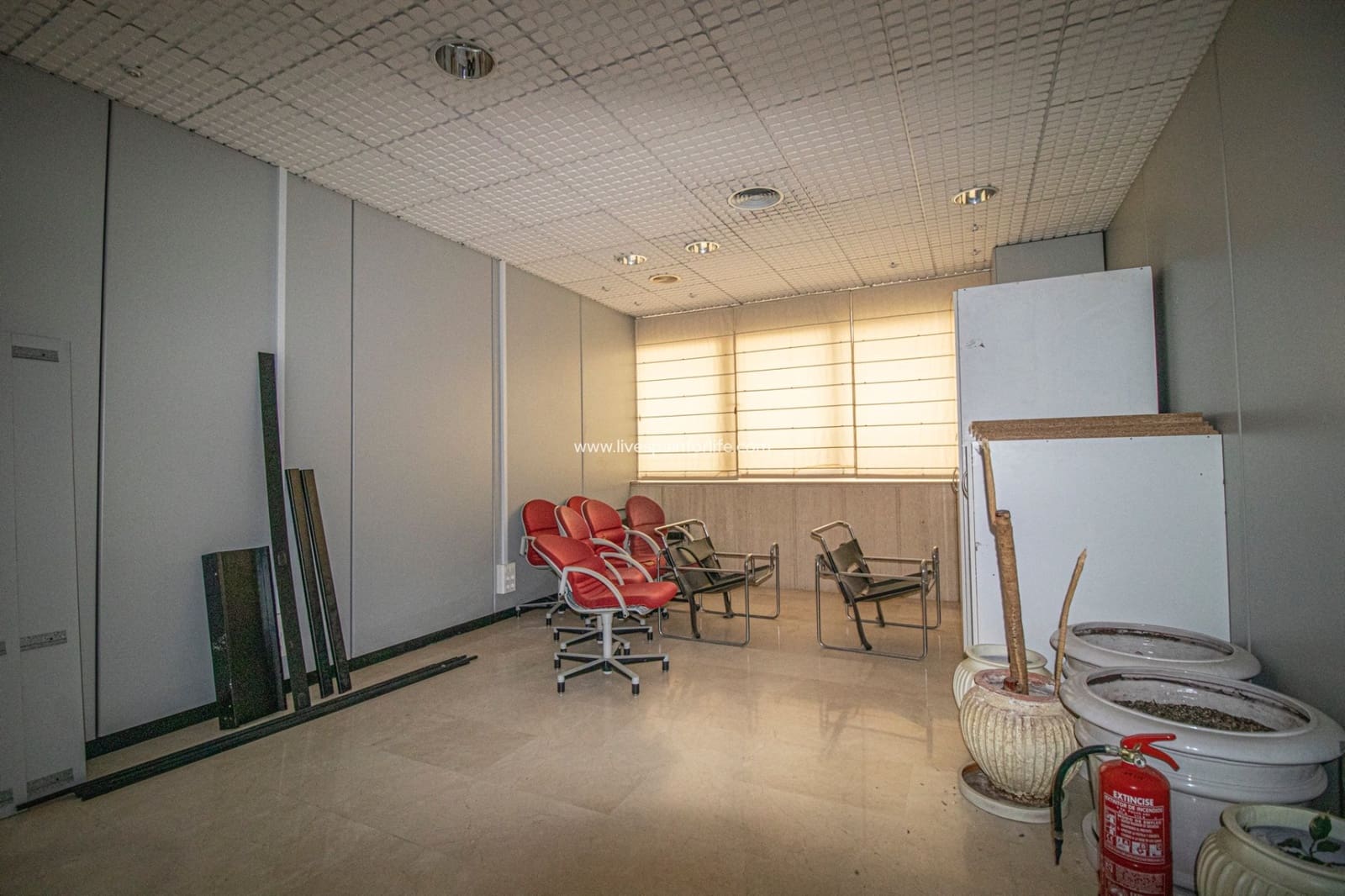 Erhverv til salg i Elche / Elx - € 3.200.000 (Ref: 7399724)