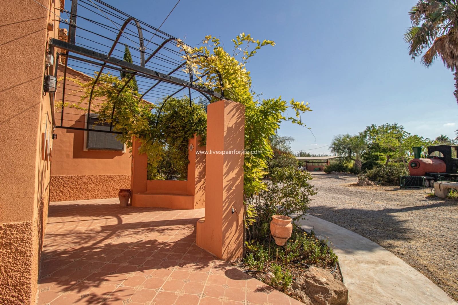 7 bedroom Finca/Country House for sale in Catral with pool garage - € 975,000 (Ref: 7600965)