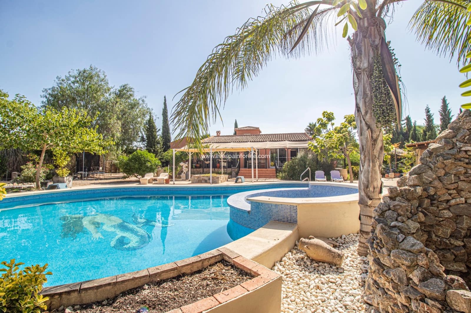 7 bedroom Finca/Country House for sale in Catral with pool garage - € 975,000 (Ref: 7600965)