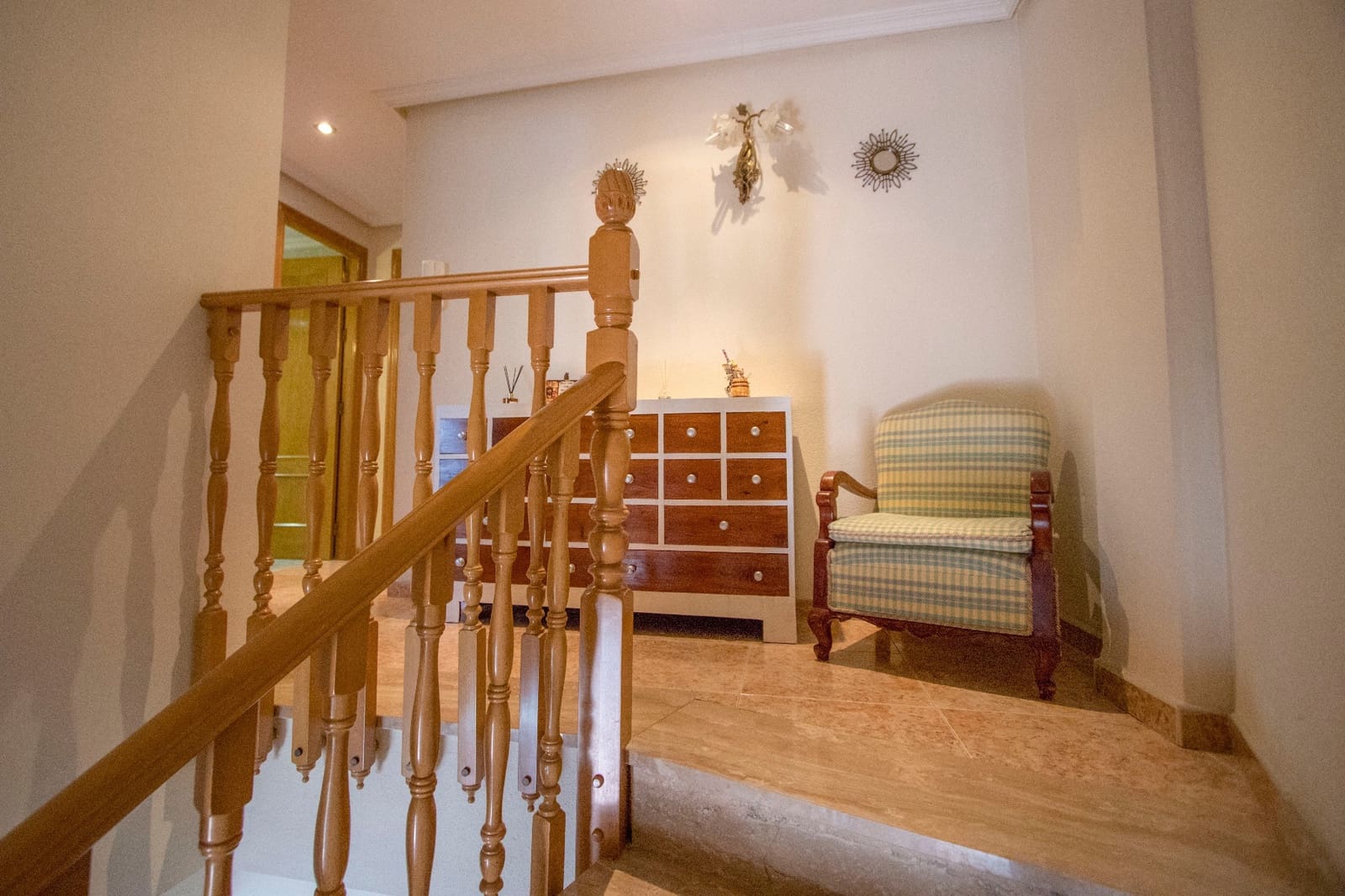 4 bedroom Townhouse for sale in Albatera - € 179,999 (Ref: 7620888)