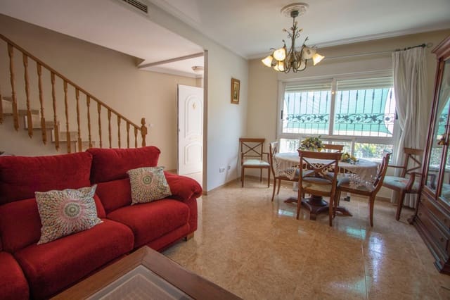 4 bedroom Townhouse for sale in Albatera - € 179,999 (Ref: 7620888)