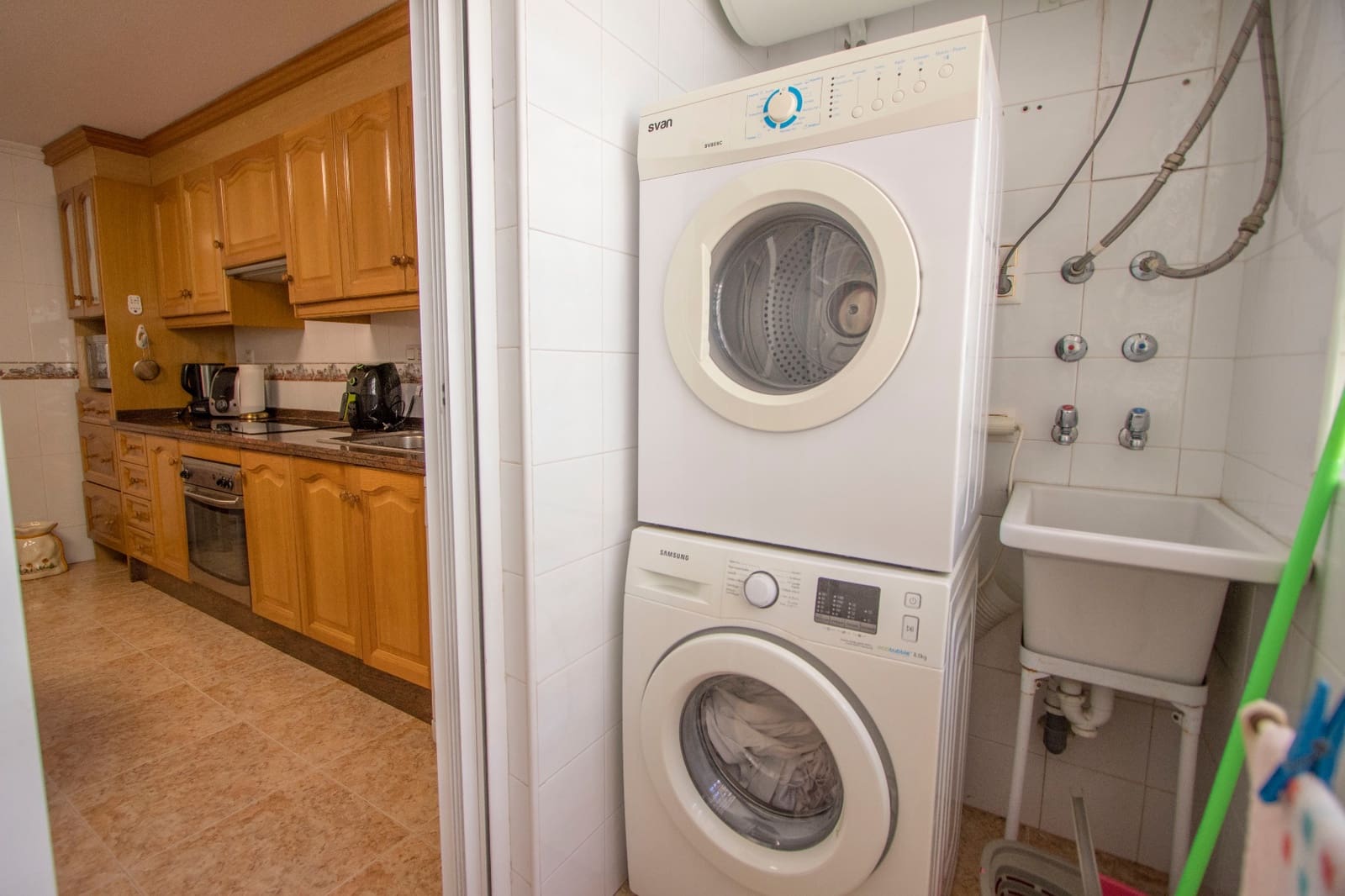 4 bedroom Townhouse for sale in Albatera - € 179,999 (Ref: 7620888)